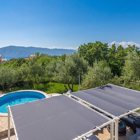 Holiday Home Olive Garden Brzac المظهر الخارجي الصورة