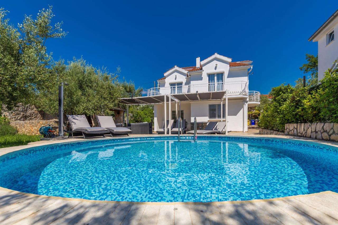 Holiday Home Olive Garden Brzac المظهر الخارجي الصورة