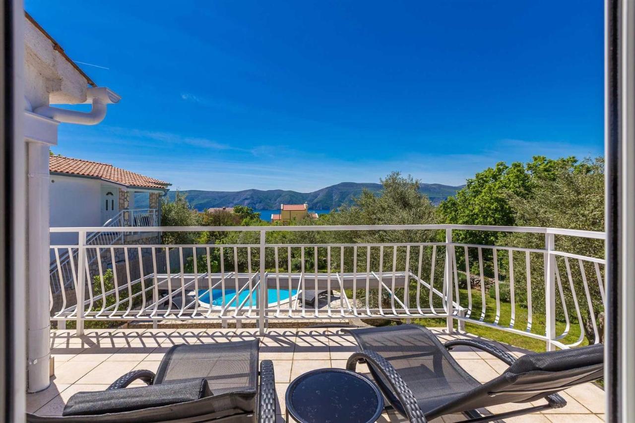 Holiday Home Olive Garden Brzac المظهر الخارجي الصورة